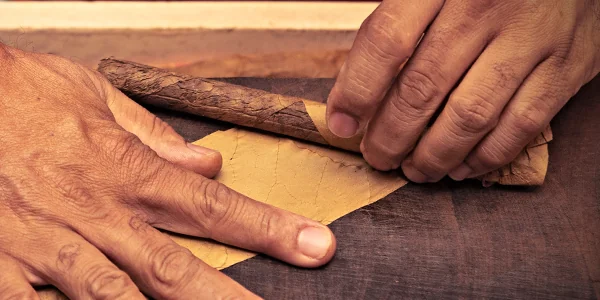 Cigar rolling craftsmanship